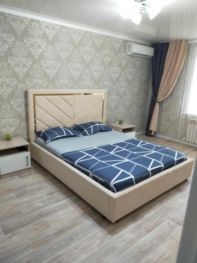 Vip Квартира Центр Oral Exterior photo